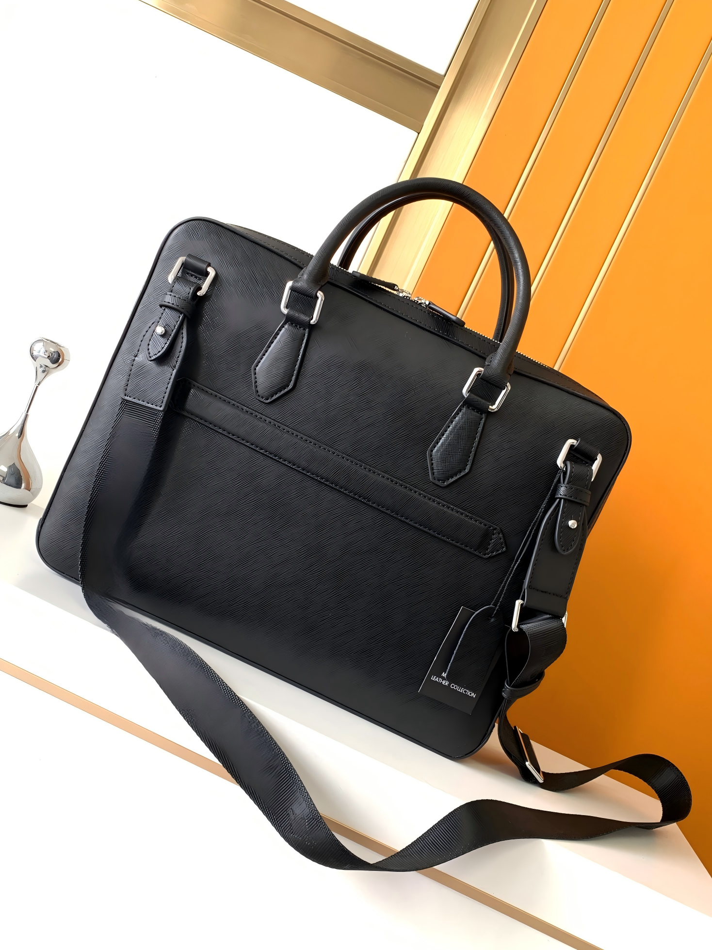 Luxury Men's Top-Handle Bags P - огляд і ціна Luxury Bags Laptop