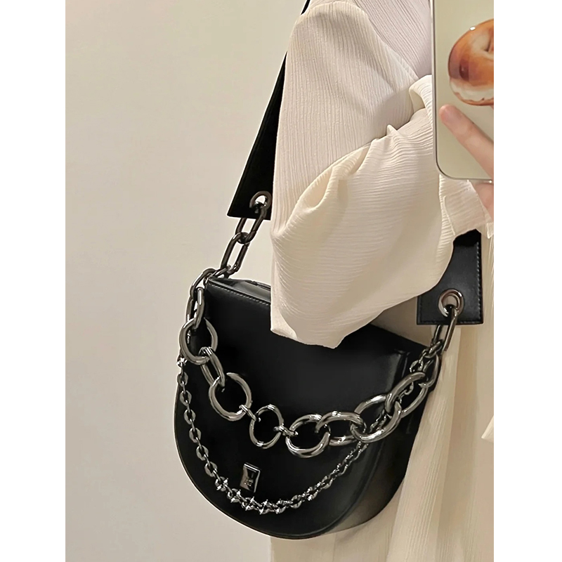 Fashion Semicircle Saddle Bags - огляд і ціна Luxury Bags Sling
